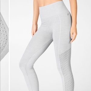 Fabletics Sync high waisted seamless leggings 7/8